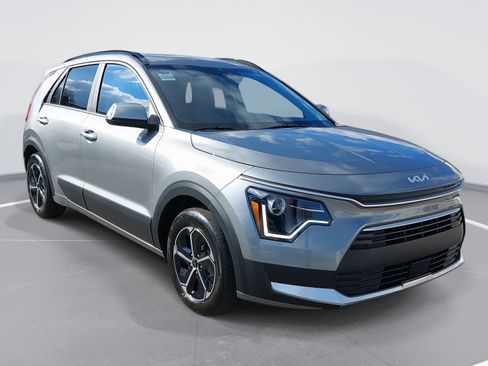 New 2026 Kia Niro EX image 3