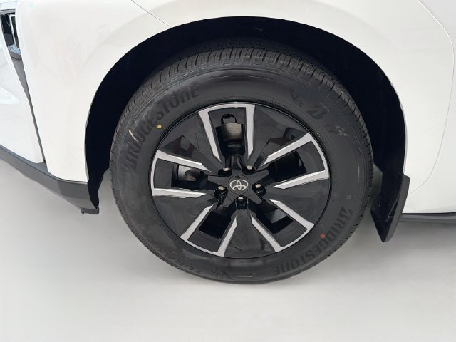 New 2026 Toyota bZ FWD image 25