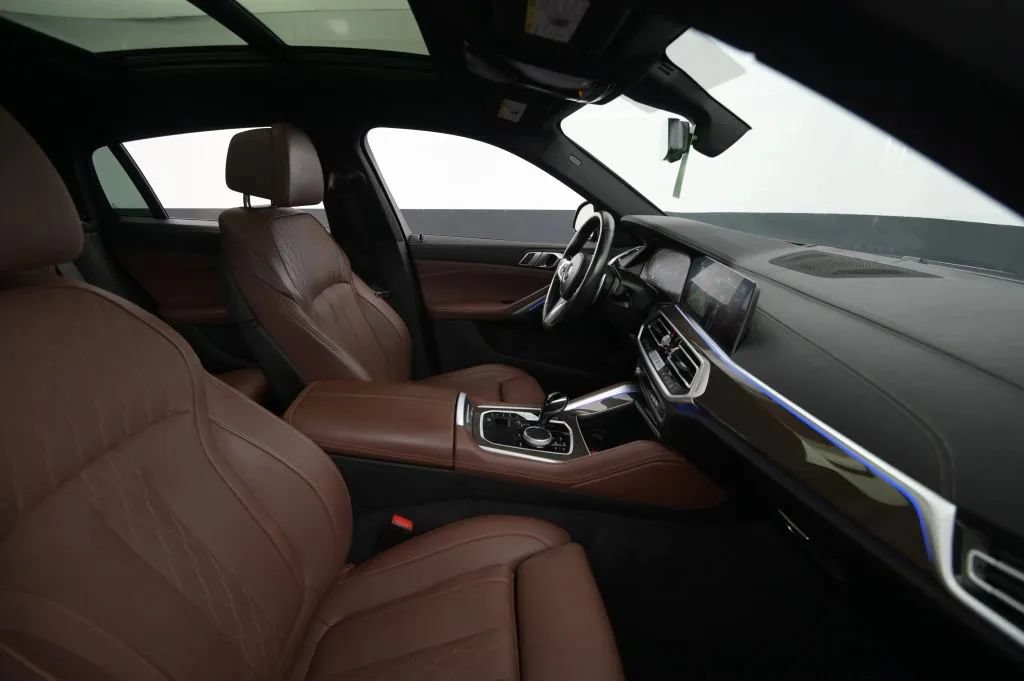 Used 2023 BMW X6 xDrive40i w/ M Sport Package AWD/4WD image 50