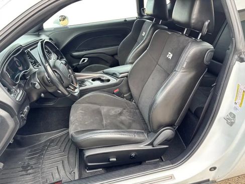 Used 2021 Dodge Challenger R/T Scat Pack RWD image 23