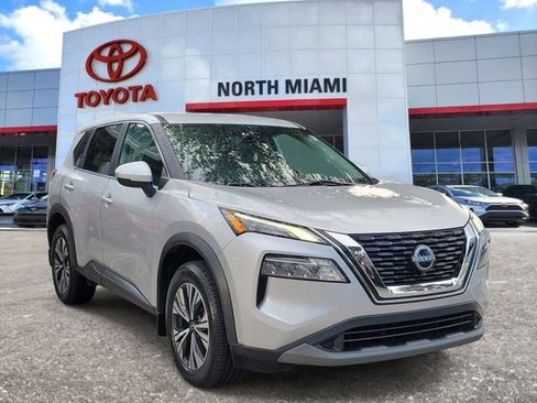 Used 2023 Nissan Rogue SV FWD image 1