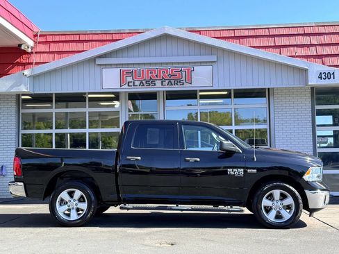 Used 2021 RAM 1500 Tradesman w/ Tradesman SXT Package image 2