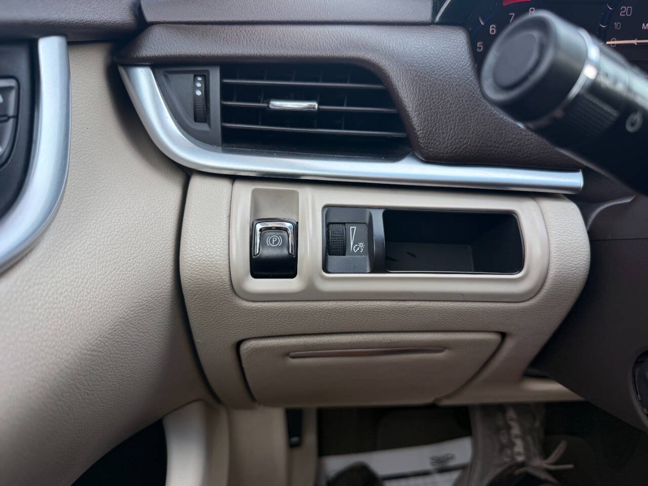 Used 2015 Cadillac XTS Limousine FWD image 44