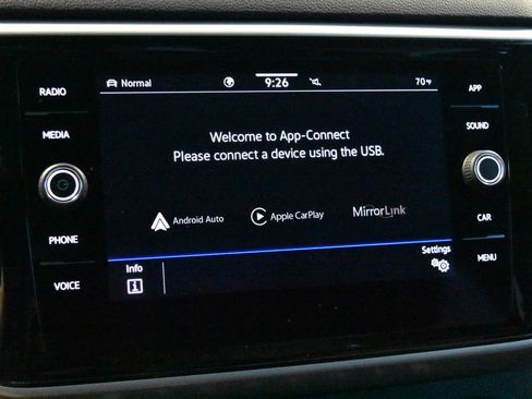 Used 2023 Volkswagen Atlas Cross Sport SE w/ Panoramic Sunroof Package image 12