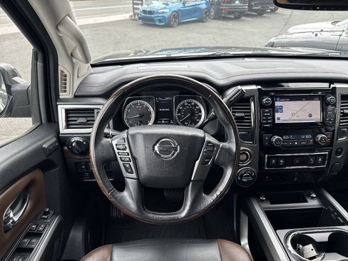 Used 2018 Nissan Titan Platinum Reserve w/ Platinum Utility Package AWD/4WD image 23