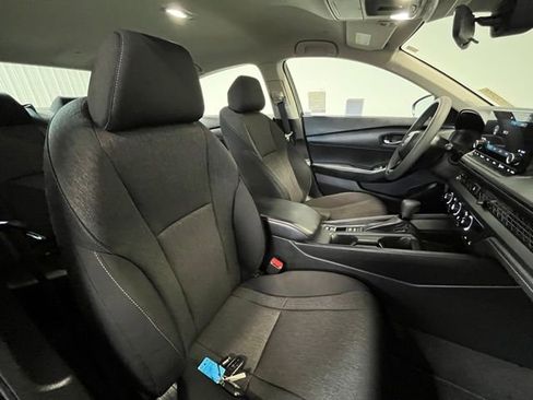 Used 2023 Honda Accord LX image 9