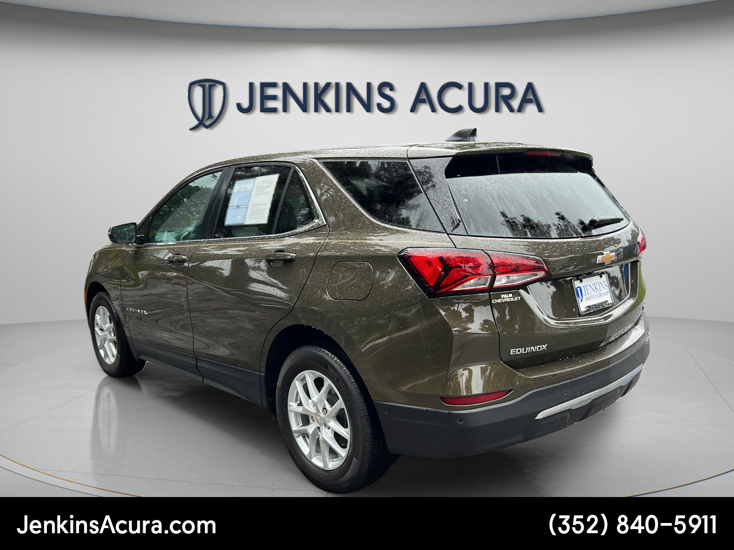 Used 2024 Chevrolet Equinox LT FWD image 5