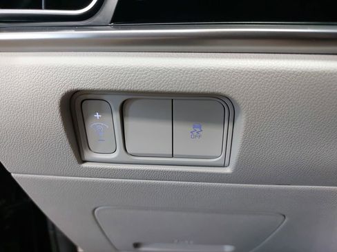 Used 2025 Kia Sorento S FWD image 27