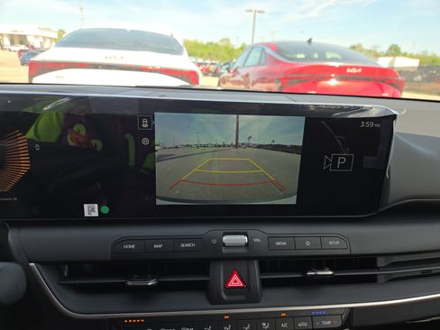 New 2026 Kia K4 LXS image 12