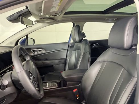 New 2026 Kia Sportage EX w/ EX Panorama Roof Package image 18