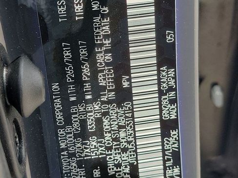 Used 2024 Toyota 4Runner SR5 Premium w/ Moonroof Package RWD image 30