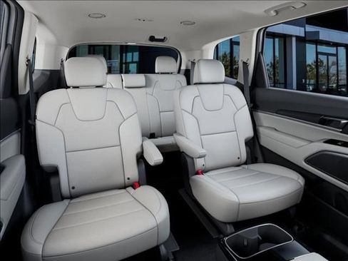 New 2025 Kia Telluride S image 16