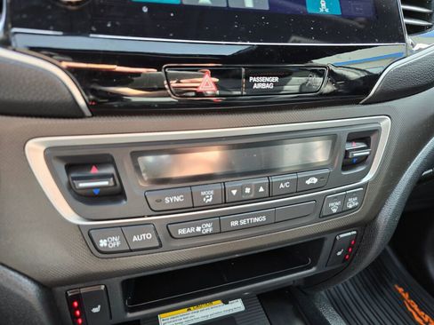 Certified 2022 Honda Passport TrailSport image 28