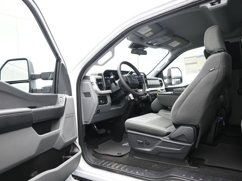 New 2026 Ford F350 XLT image 8