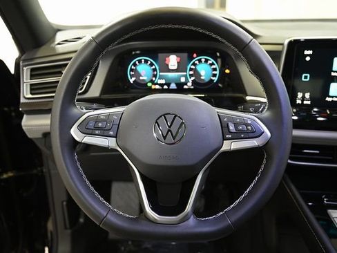 New 2026 Volkswagen Atlas Cross Sport SEL AWD/4WD image 4