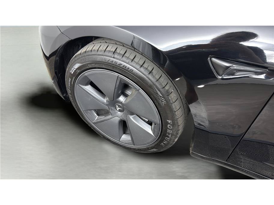 Used 2023 Tesla Model 3 Standard Range RWD image 39