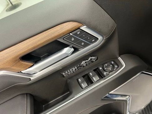New 2026 Chevrolet Silverado 1500 High Country w/ Technology Package AWD/4WD image 14