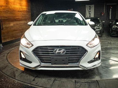 Used 2018 Hyundai Sonata SE FWD image 4
