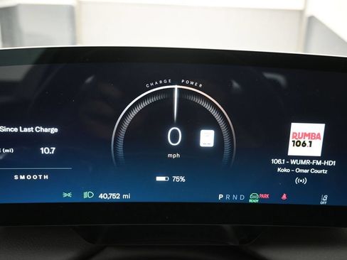 Used 2023 Lucid Air Touring AWD/4WD image 22
