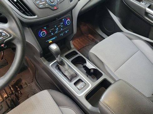 Used 2017 Ford Escape SE AWD/4WD image 26