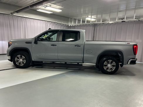 Used 2024 GMC Sierra 1500 Pro w/ Pro Value Package AWD/4WD image 4