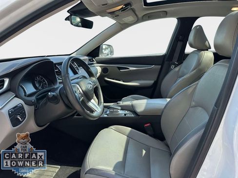 Used 2023 INFINITI QX50 Luxe AWD/4WD image 17