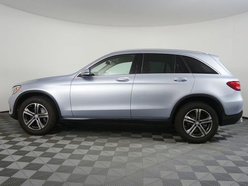 Used 2017 Mercedes-Benz GLC 300 4MATIC image 6