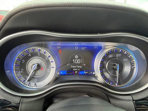 Used 2021 Chrysler 300 S RWD image 21