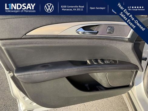 Used 2019 Lincoln MKZ Premiere image 9