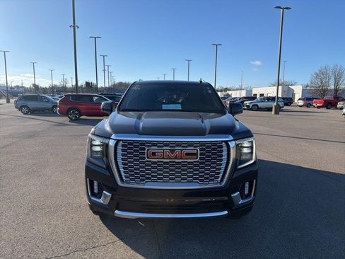 Used 2023 GMC Yukon Denali image 12