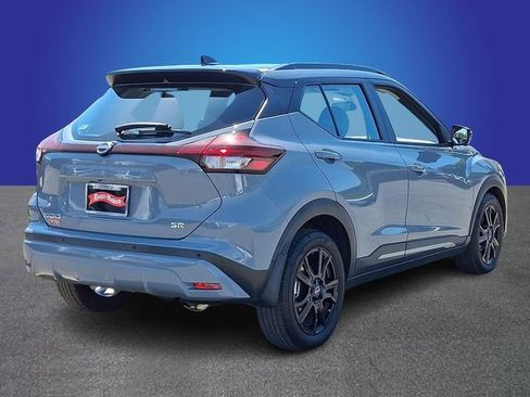 Used 2023 Nissan Kicks SR w/ SR Premium Package FWD image 4