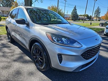 Used 2022 Ford Escape SE