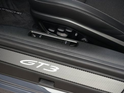 Used 2026 Porsche 911 GT3 image 28