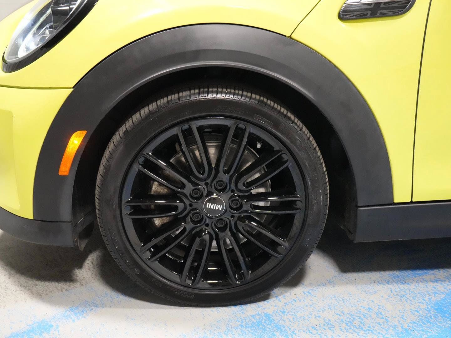 Used 2023 MINI Cooper S FWD image 31