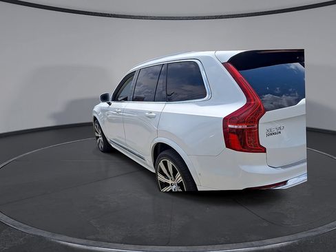 Certified 2025 Volvo XC90 T8 Ultra w/ Protection Package Premier AWD/4WD image 9