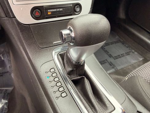 Used 2009 Chevrolet Malibu LT w/ Power Convenience Package FWD image 21