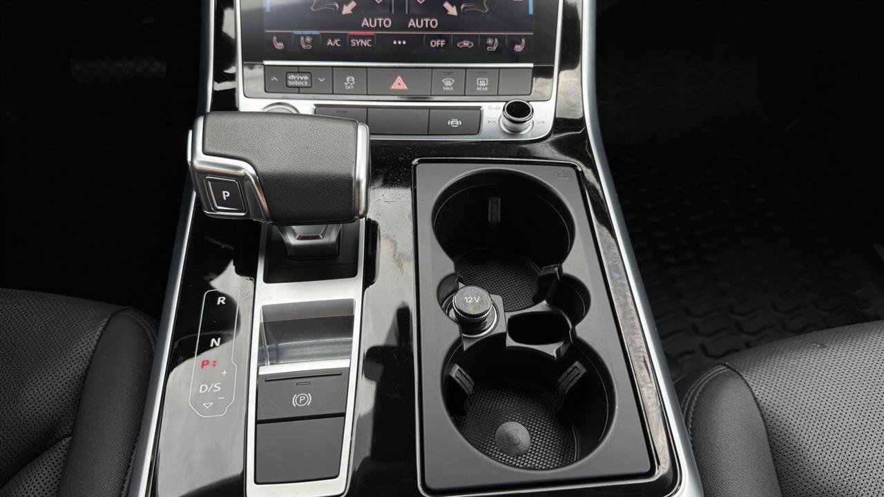 Used 2023 Audi Q7 2.0T Premium Plus w/ Premium Plus Package AWD/4WD image 65