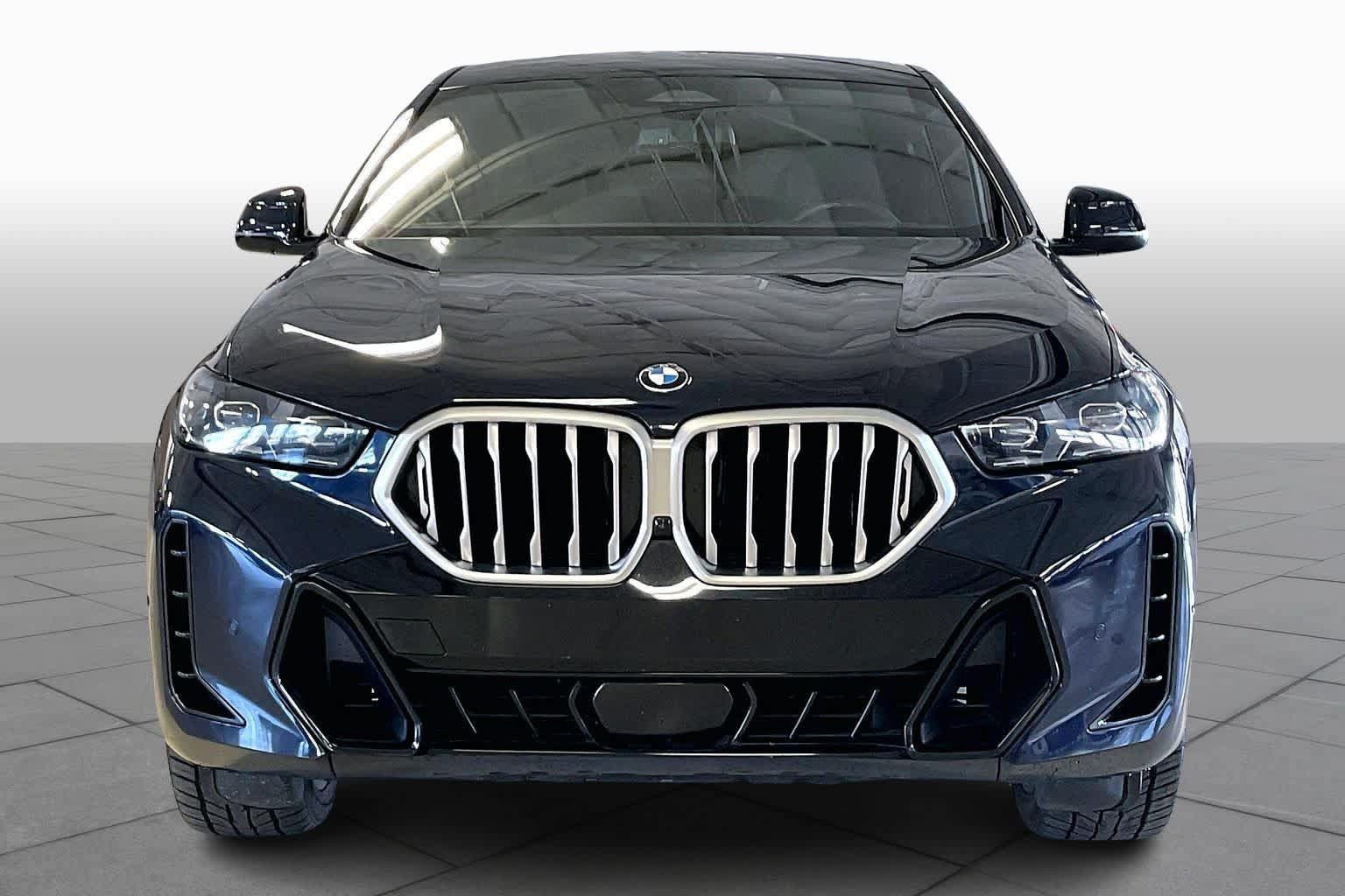 Used 2024 BMW X6 xDrive40i w/ Premium Package AWD/4WD image 3