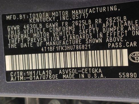 Used 2017 Toyota Camry XLE FWD image 33
