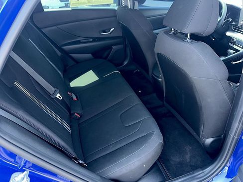 Used 2023 Hyundai Elantra Blue FWD image 26