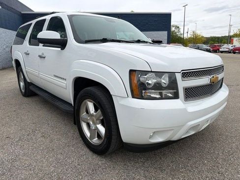 Used 2012 Chevrolet Suburban LT w/ Luxury Package AWD/4WD image 7