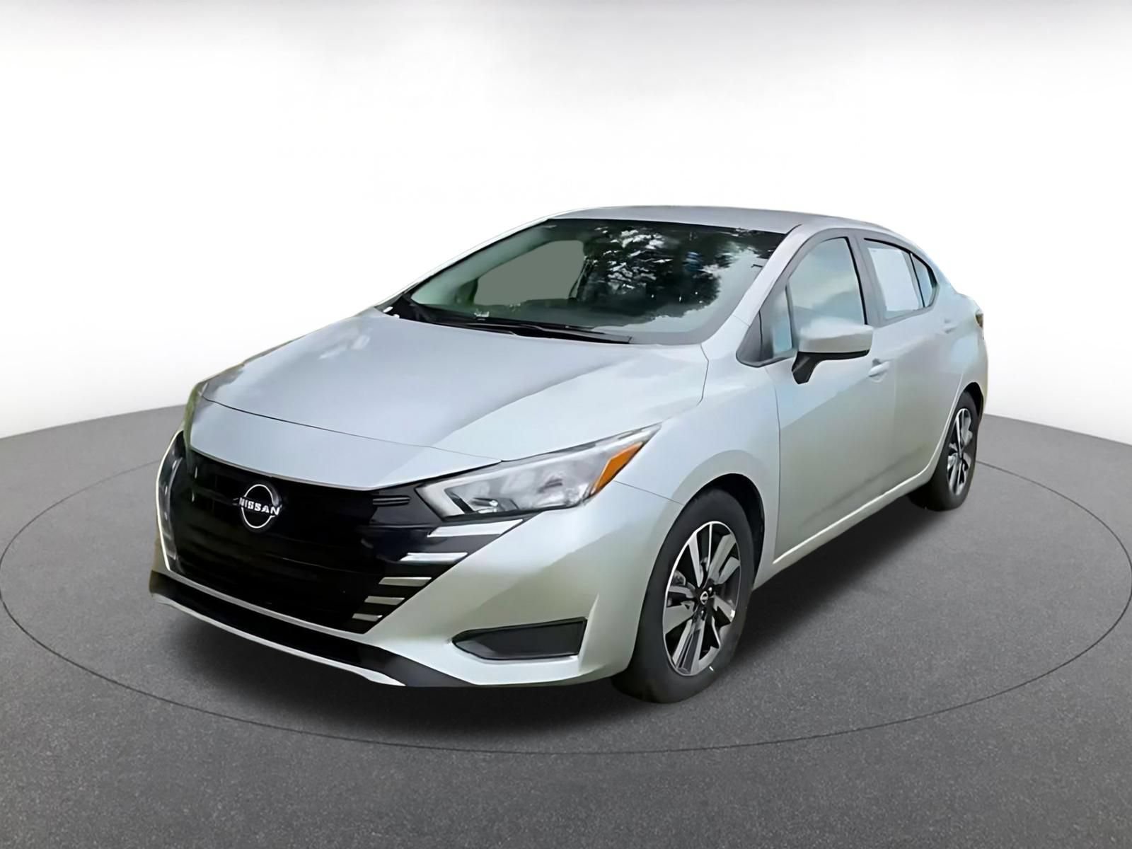Used 2025 Nissan Versa SV FWD image 6