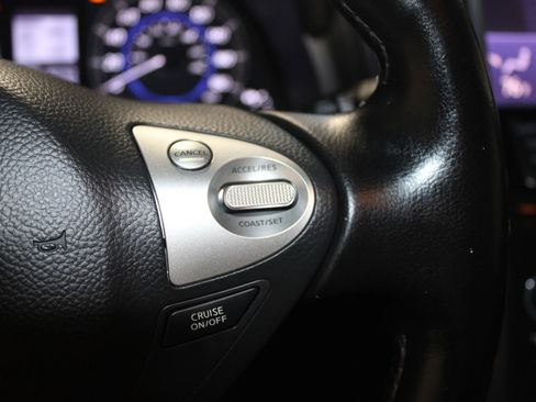 Used 2013 INFINITI FX37 2WD w/ Premium Pkg image 13