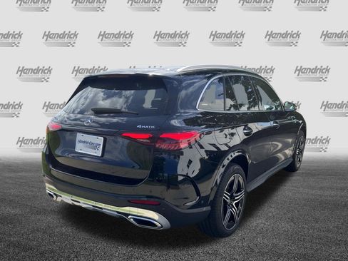 Used 2025 Mercedes-Benz GLC 350e 4MATIC w/ AMG Line image 10