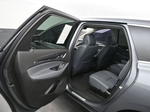 Used 2020 Buick Enclave Premium image 14