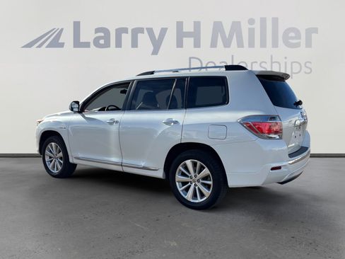 Used 2013 Toyota Highlander Limited image 3