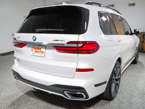Used 2022 BMW X7 xDrive40i w/ M Sport Package image 7