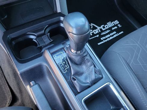 Used 2018 Toyota Tacoma TRD Sport w/ Technology Package image 24