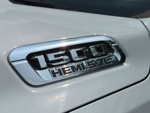 Used 2019 RAM 1500 Big Horn AWD/4WD image 30