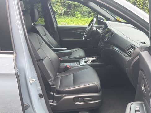 Used 2023 Honda Passport EX-L image 29